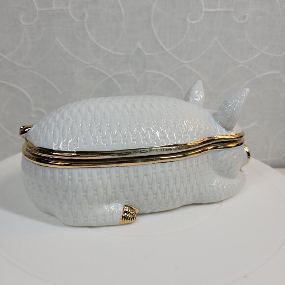 Bone China Porcelain Pig Hinged Trinket Jewelry Box w/ 18k Gold Accent - Picture 13 of 16